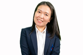 ดร.ฐิติรัตน์ วิวิธเกยูรวงศ์ <br> (ประธานหลักสูตร)