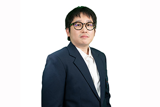 ดร.จิรายุ ปีตะกุล <br> (ประธานหลักสูตร)